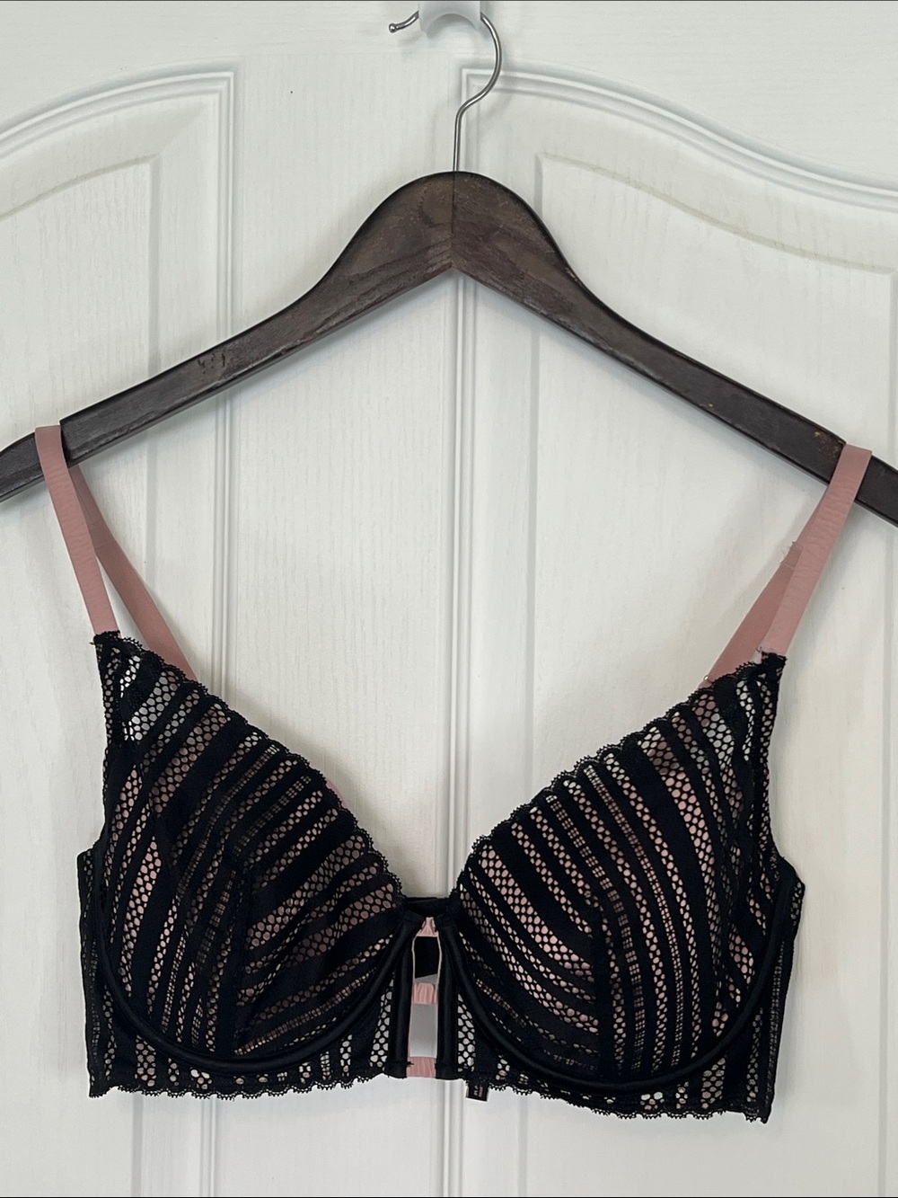 Victoria’s Secret Pink and Black Lace Bra